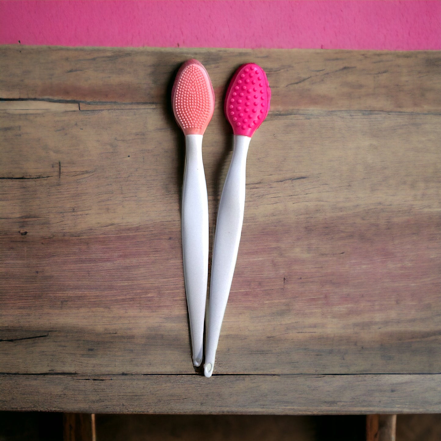 Exfoliating Lip Brush